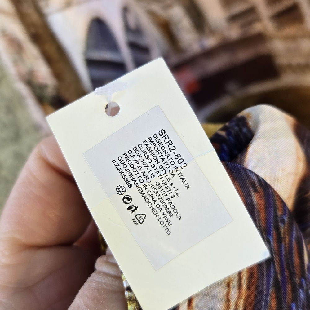 Venice Silk Blend Scarf Large - Picture 9 of 9